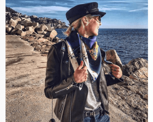 Outfits with Scarves - 50+ Ways to Wear a Scarf this Season
