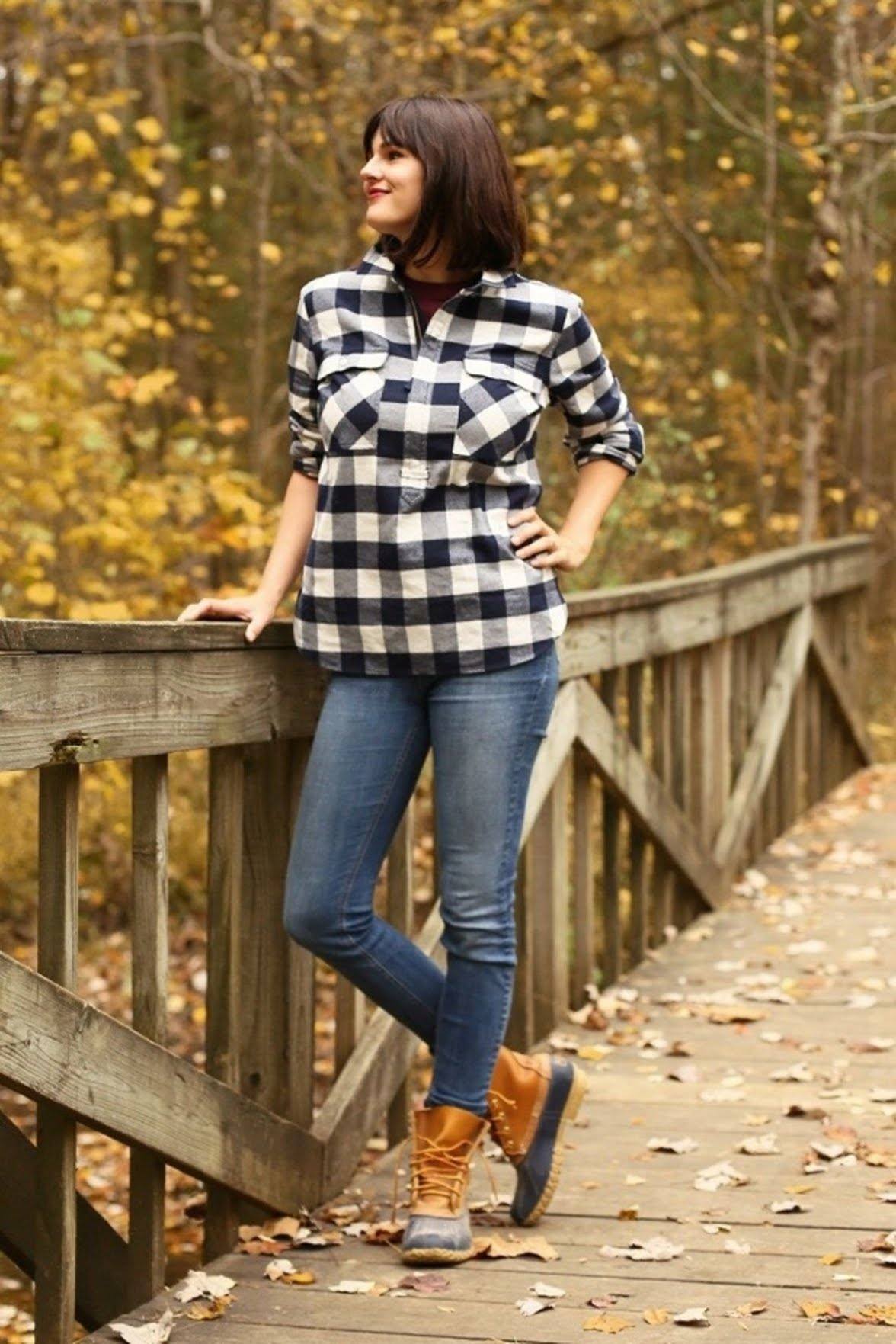 20 Outfit Ideas on What to Wear to Work When It's Raining