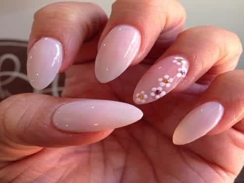 Funky in Nude Nails