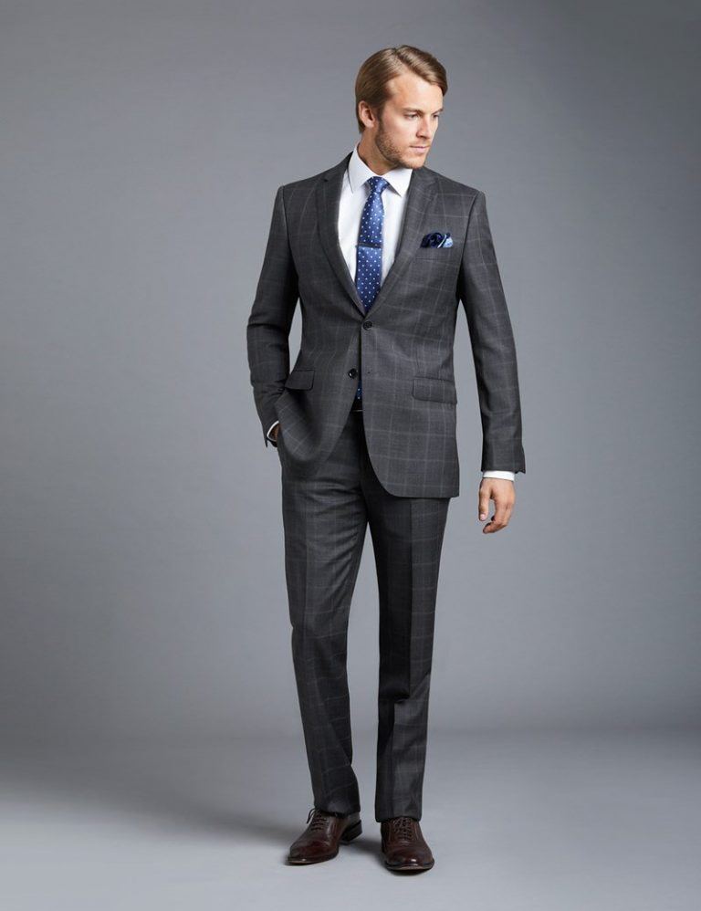 30 Best Charcoal Grey Suits with Black Shoes For Men