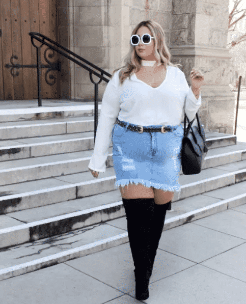 plus size denim skirt outfit