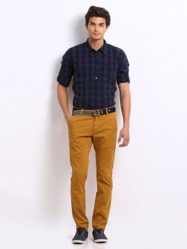 Men's Outfits with Mustard Pants