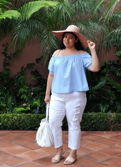 Plus Size Off-the-Shoulder Tops Outfits