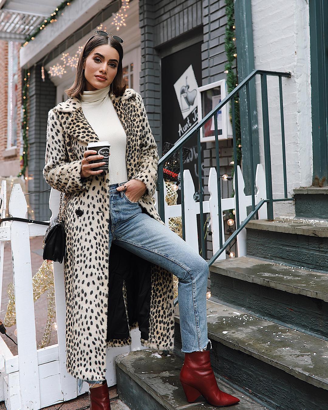colors to wear with tan boots