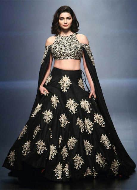 35 Latest Engagement Dresses For Women In India