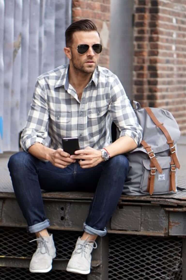 48 Best Flannel Shirt Outfits for Men & Styling Tips