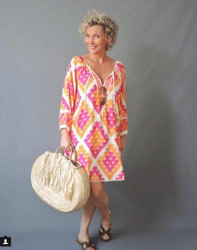 30 Best Traveling Outfits for Women over 50 (45)