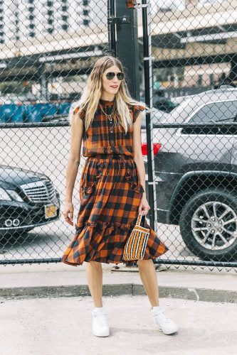 what to wear to a 1st birthday party