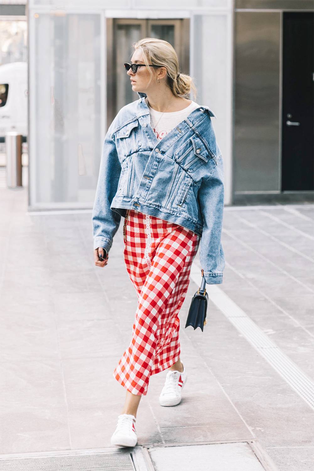 what to wear to a first birthday party