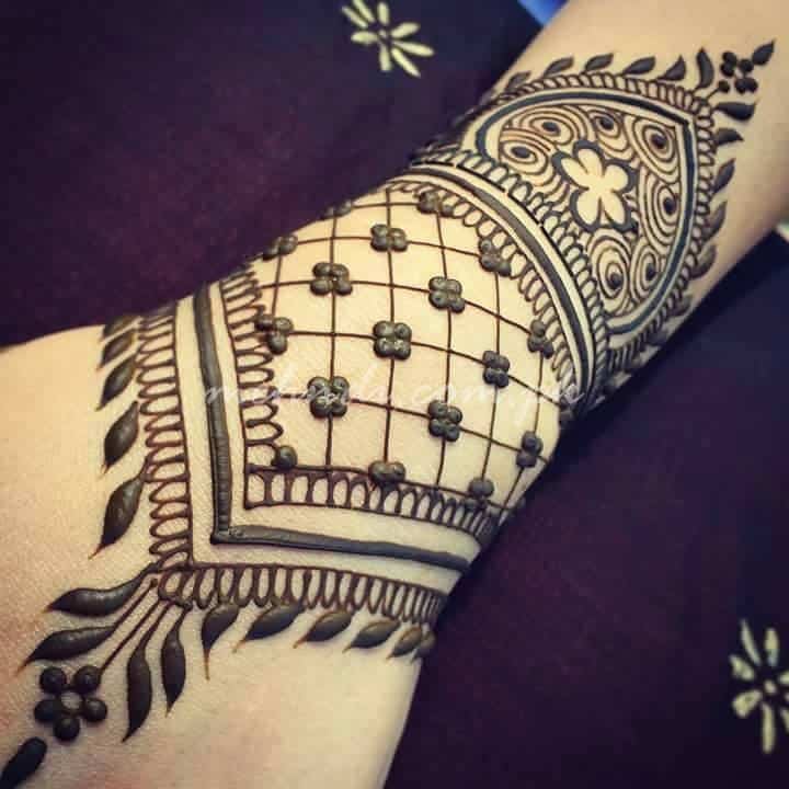 30 Best Bangle Mehndi Designs To Inspire You