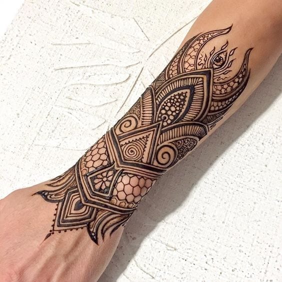 Eccentric Henna Trends - 30 Outlandish Mehndi Designs (30)