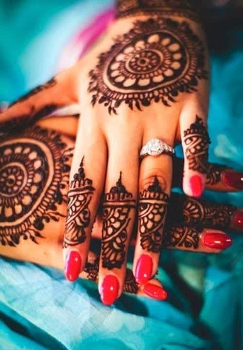 Engagement Mehndi Designs You Should Try (16)