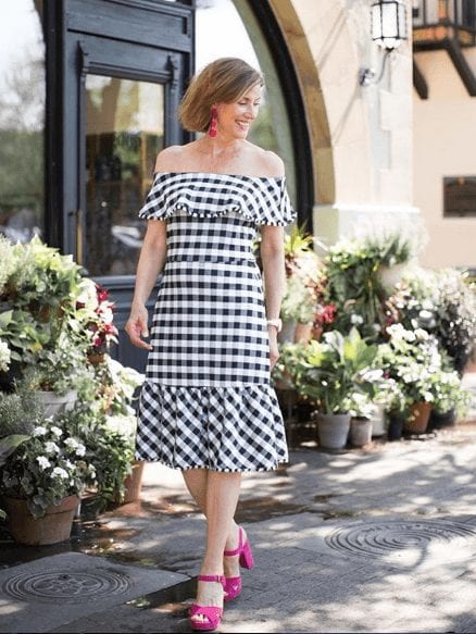 Summer Travelling Outfits for Women Over 50