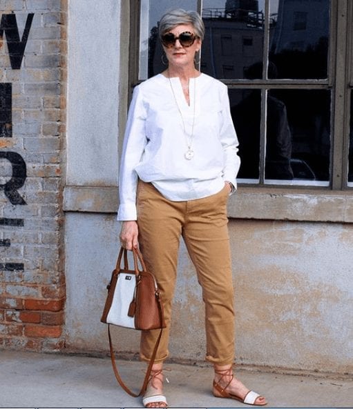 Summer Travelling Outfits for Women Over 50