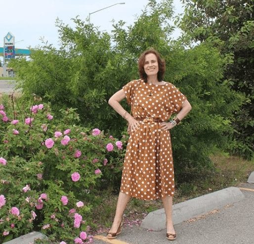 Summer Travelling Outfits for Women Over 50