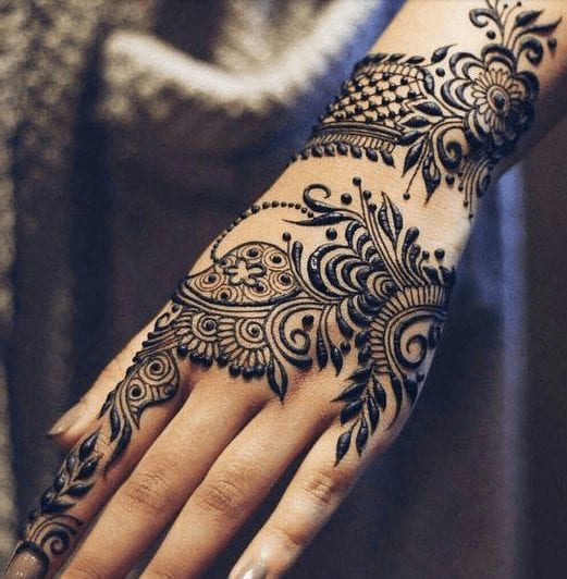 Mehndi Designs For Karva Chauth (31)