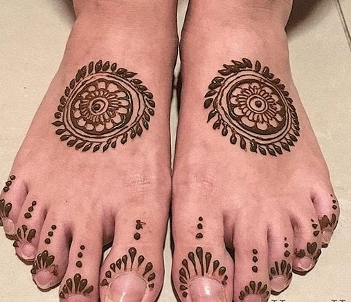 Mehndi Designs For Karva Chauth (8)