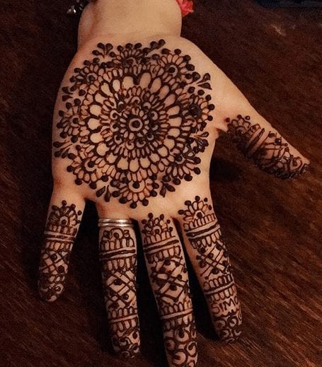 Mehndi Designs For Karva Chauth (26)