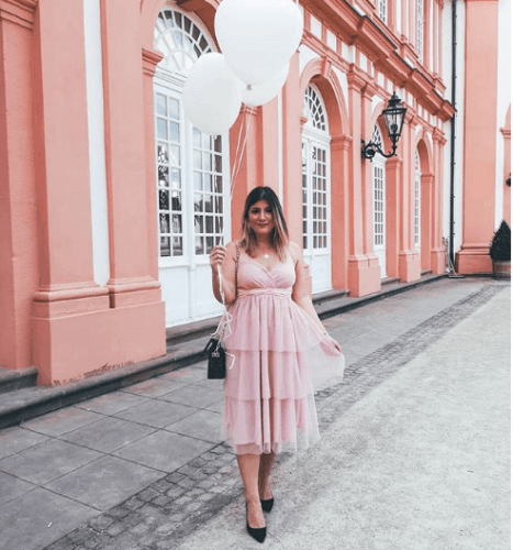 what to wear to a 1st birthday party