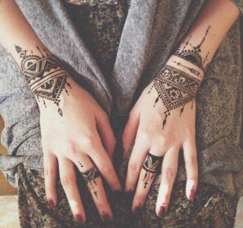 30 Most Popular Mehndi Tattoo Designs to Try This Year