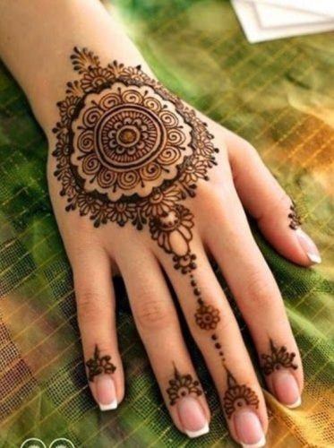 Round Mehndi Designs (10)