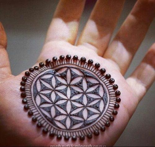 Round Mehndi Designs (42)