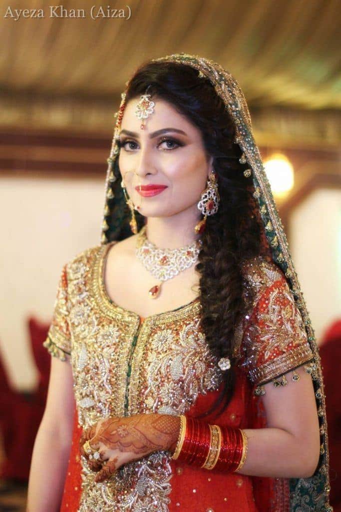 Celebrities Wedding Mehndi Designs (20)