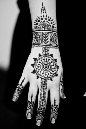 Round Mehndi Designs (38)