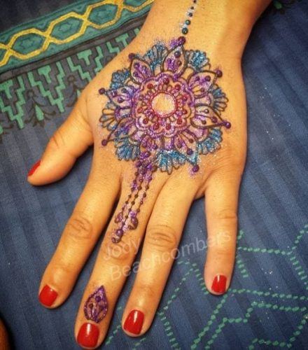 Best Glitter Mehndi Designs (26)