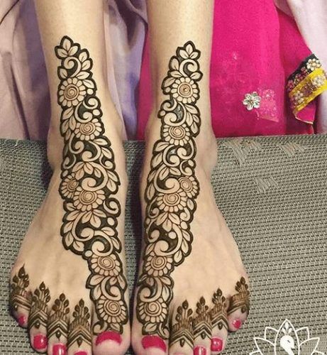 Foot Henna Art - 50 Beautiful Mehndi Designs for Feet