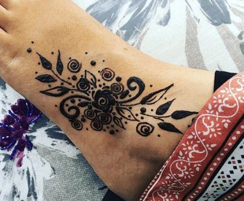 Foot Henna Art - 50 Beautiful Mehndi Designs for Feet
