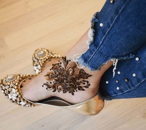 Foot Henna Art - 50 Beautiful Mehndi Designs for Feet