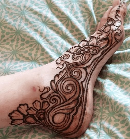 Foot Henna Art - 50 Beautiful Mehndi Designs for Feet