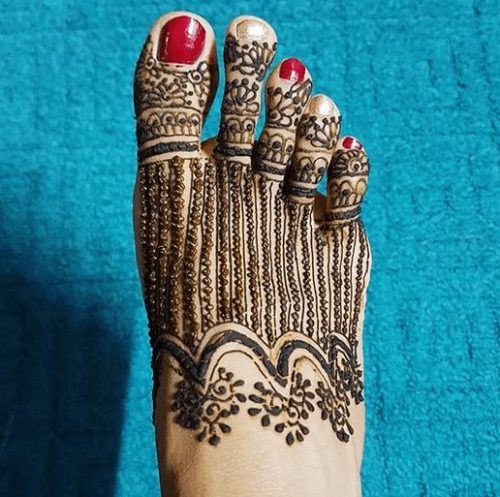 Foot Henna Art - 50 Beautiful Mehndi Designs for Feet