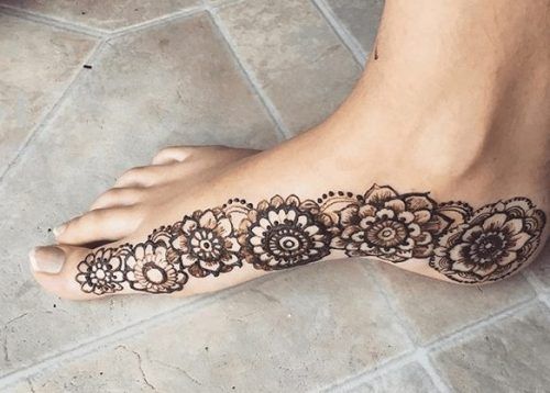Foot Henna Art - 50 Beautiful Mehndi Designs for Feet