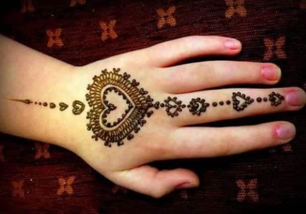 Mehndi Designs for Small Hands (14)