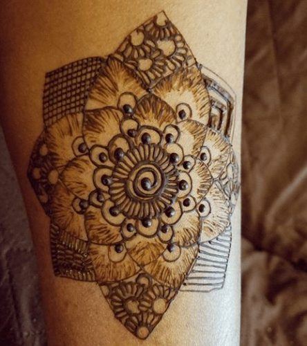 Best Leg Mehndi Designs- Our Top 30 Henna Designs for Legs