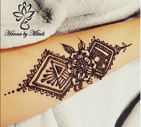 Best Leg Mehndi Designs- Our Top 30 Henna Designs for Legs