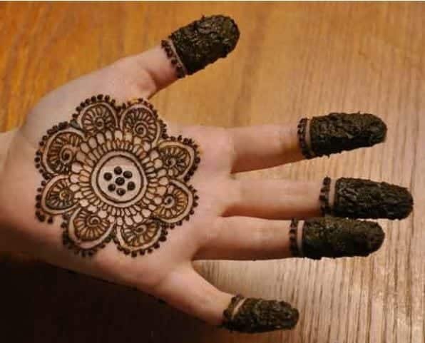 Mehndi Designs for Small Hands (8)