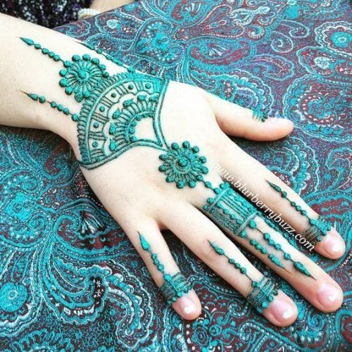 Best Glitter Mehndi Designs (10)