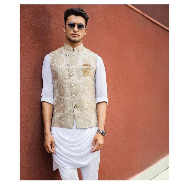 Jodhpuri Suit Inspiration For Men (3)