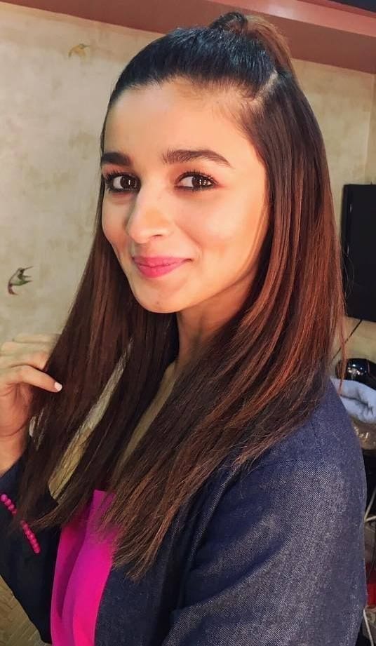  Hairstyle For Short Height Indian Girl Hairstyle Guides