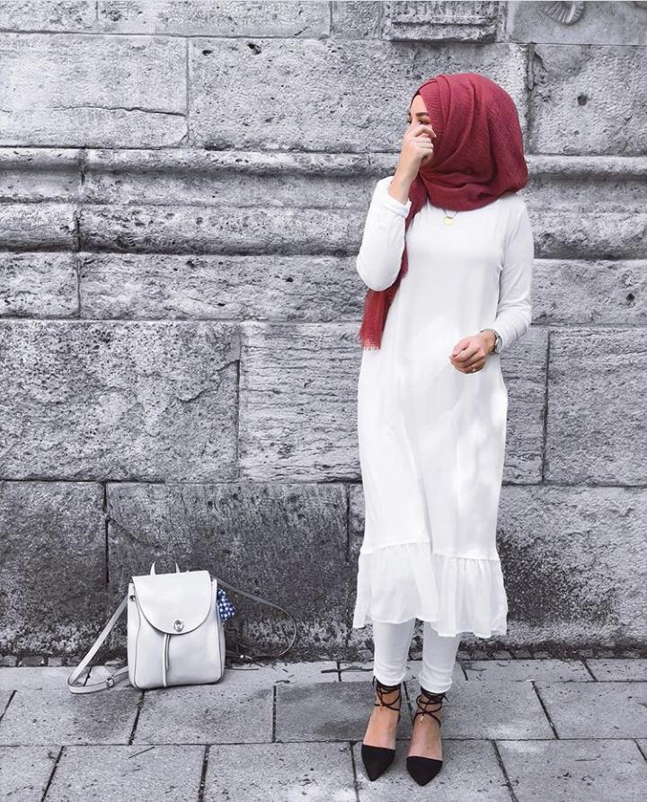 Try Out These New Hijab Styles For a Modern Take on Modest Fashion (17)