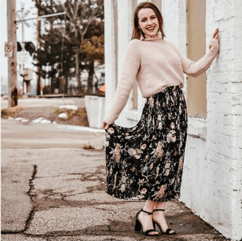 How To Wear A Chenille Sweater For Girls | 20 Styling Ideas