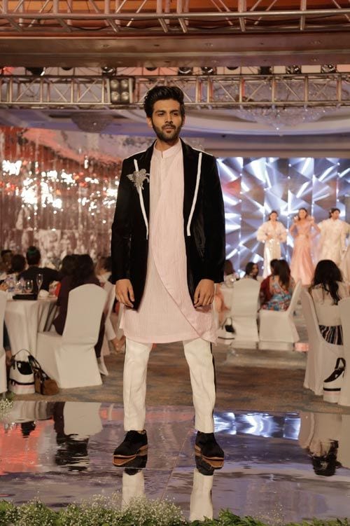 indian male celebrities kurta pajama