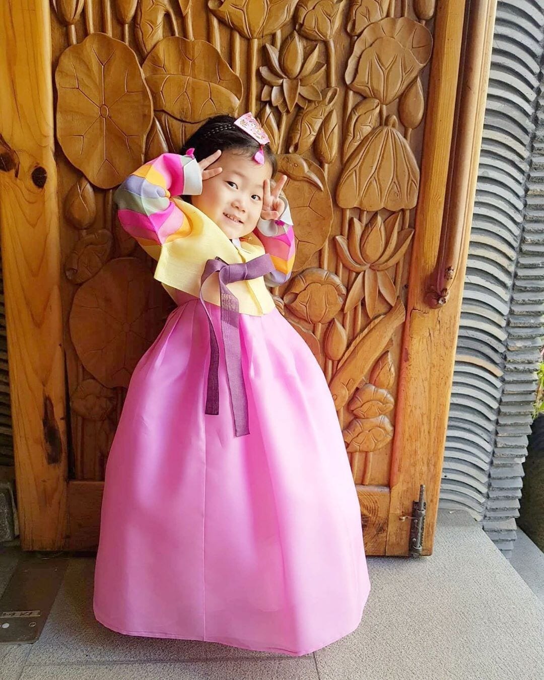 Traditional Korean Clothing 17 Beautiful Korean Outfits Traditional Korean Clothing 17 Beautiful Korean Outfits