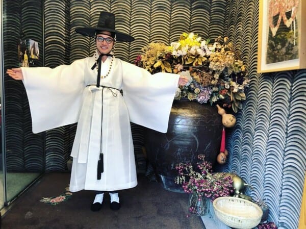 Traditional Korean Clothing - 17 Beautiful Korean Outfits