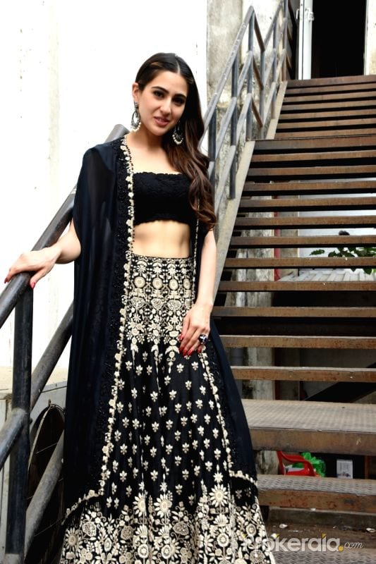 bollywood actress Navratri outfit