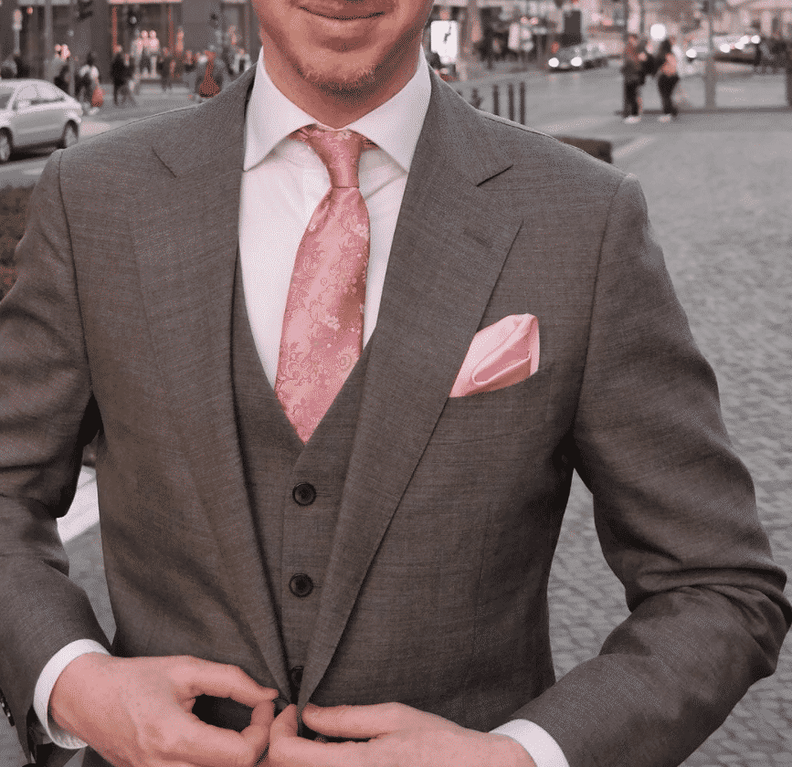 how to wear pink for men