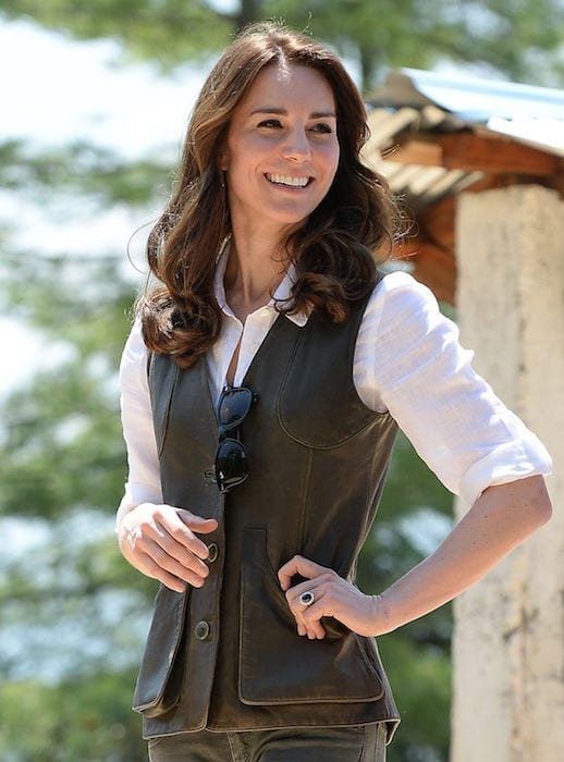 Kate Middleton Travel Outfits | 18 Best Looks You Can Steal